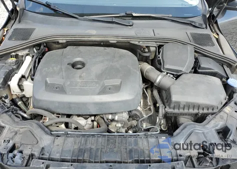 2016 Volvo S60 Premier из США, поврежденный, VIN YV126MFK0G2401547